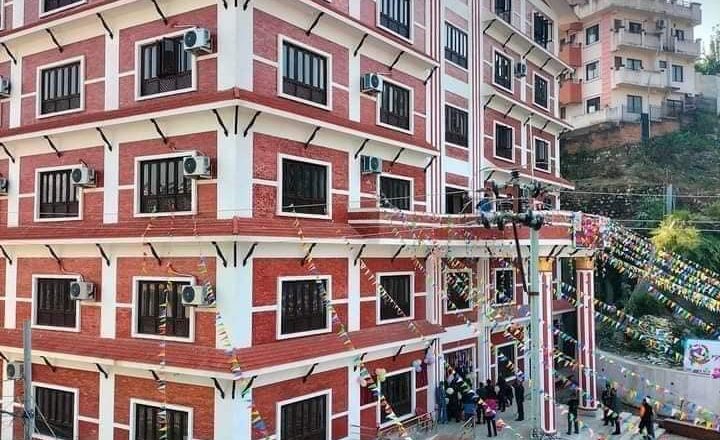 टोखा नगरपालिकाको नवनिर्मित प्रशासकीय भवनको शुभारम्भ