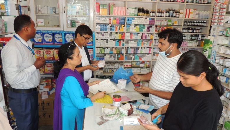 अनाधिकृत रुपमा औषधि विक्री गर्ने दुईजना पक्राउ