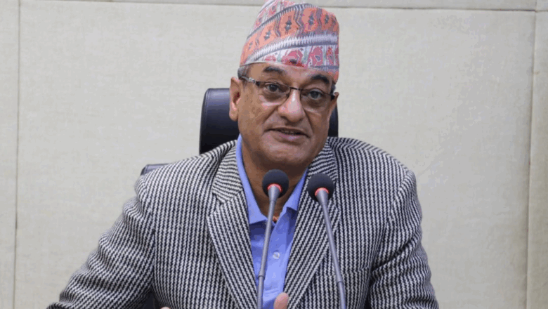 एमाले र कांग्रेसबिच कुनै समस्या छैन : गृहमन्त्री रमेश लेखक