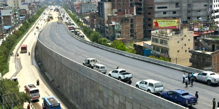 ग्वार्को चोकमा‘फ्लाई ओभर’ निर्माण सम्पन्न, प्रधानमन्त्री ओलीबाट आज उद्घाटन हुँदै