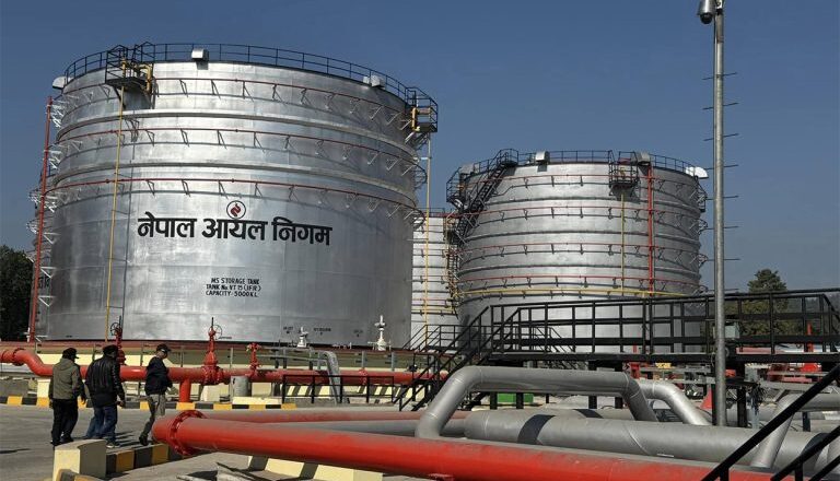 बढ्यो पेट्रोलियम पदार्थको मूल्य