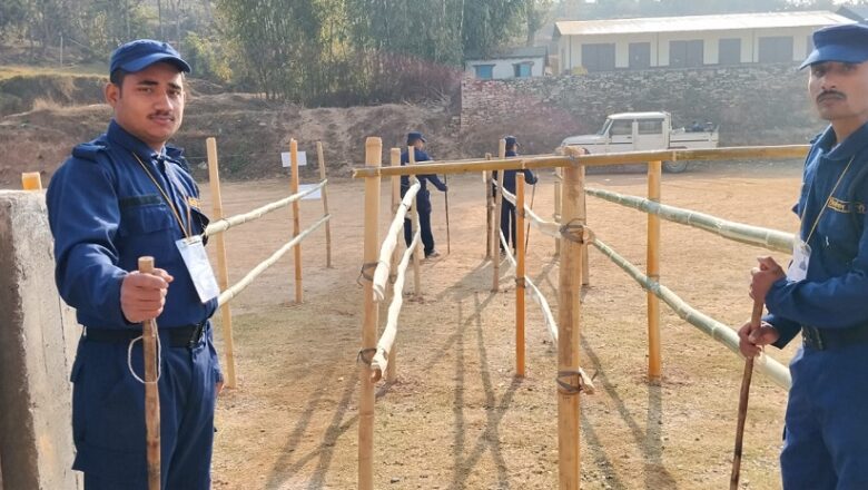 प्रादेशिक अस्पताल नबनाएको भन्दै ओखलढुङ्गामा मतदान बहिष्कार