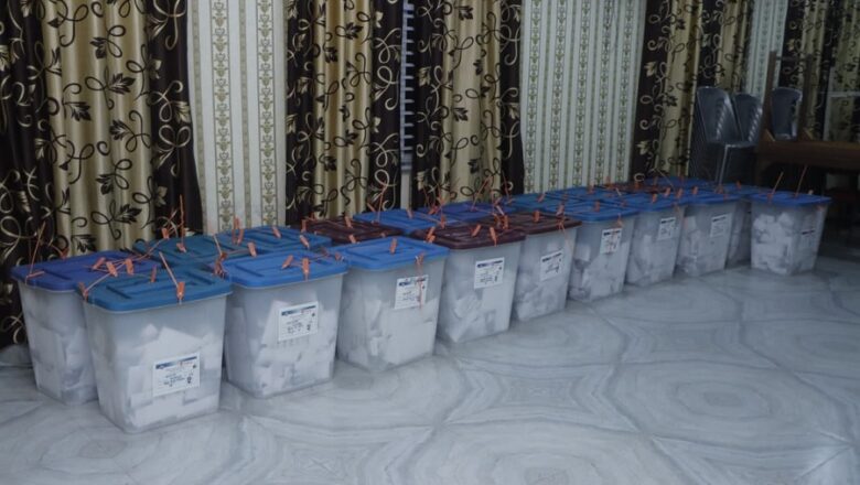 काठमाडौका  मत गणना  बिभिन्न स्थानमा हुदै